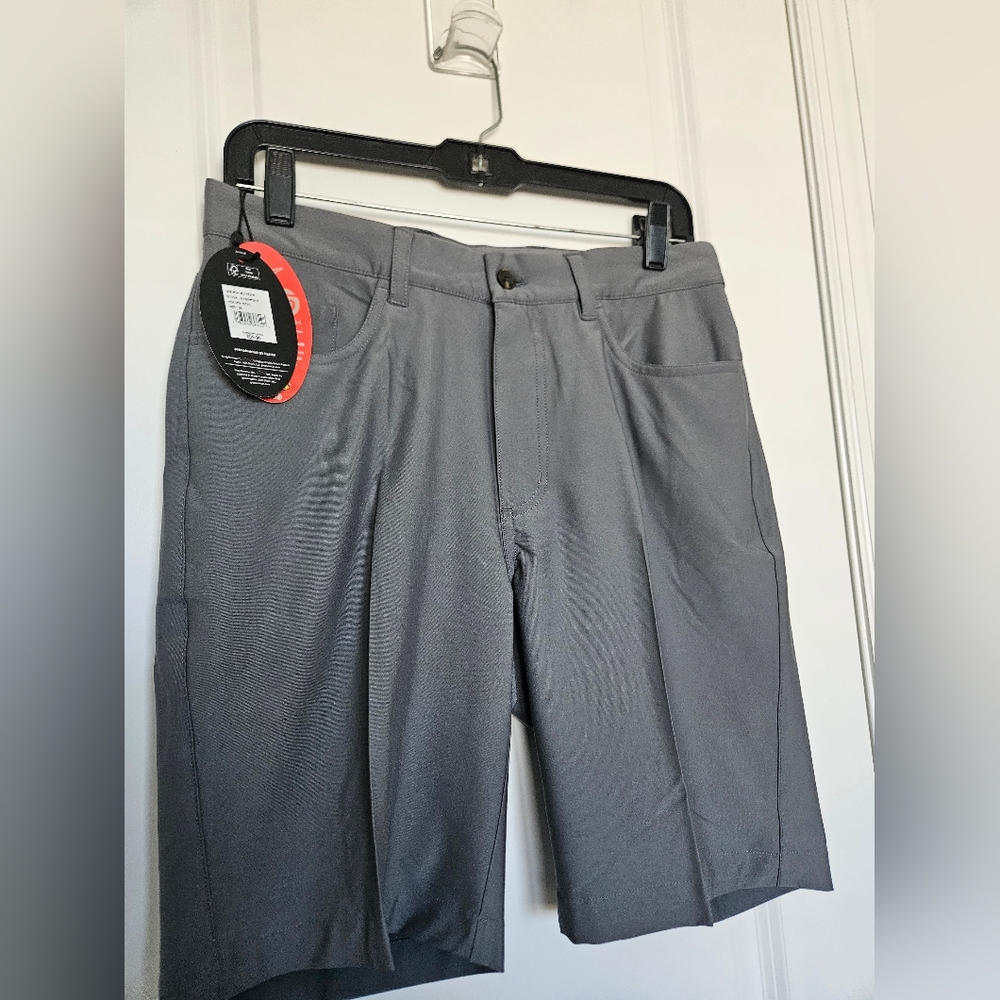 NWT Greg Norman Men's ML75 Microlux 5 Pocket 9" Golf Shorts SIZE 30  Steel Gray